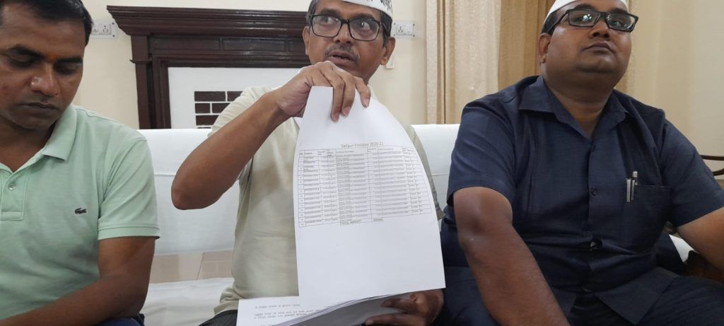 UP Minister Dinesh Khatik Accused of Misusing Position and Corruption, Allegedly Grants Contracts to Relatives in the Water Department 2 112 47
