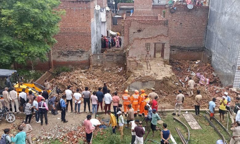 Major Tragedy in Loni, Ghaziabad: Three-Story Building Collapses, Claiming Three Lives 1 113 48