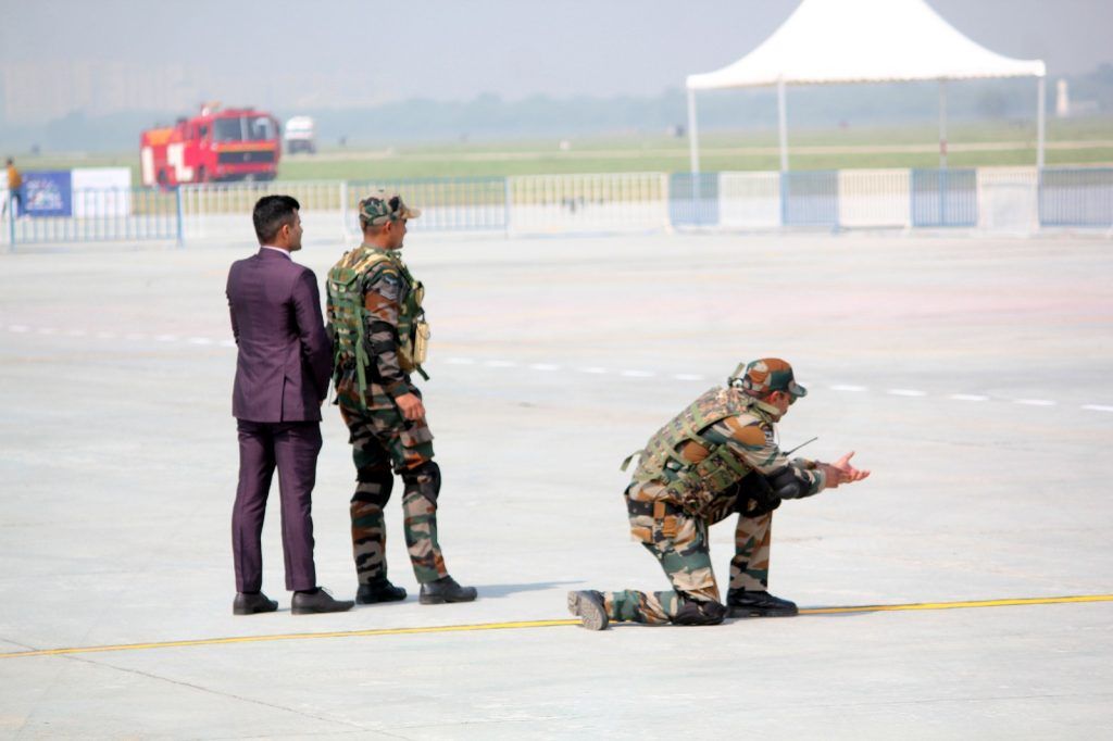ड्रोन फेडरेशन ऑफ इंडिया और भारतीय वायुसेना द्वारा आयोजित ड्रोन शक्ति-2023: 50+ ड्रोन्स का लाइव प्रदर्शन 7 115 14