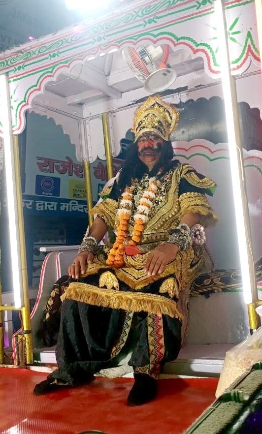 हा हा हा…नगर में रावण राज शुरू हो गया है, अब हर कोई राजा रावण का ही नाम जपेगा 3 113 18