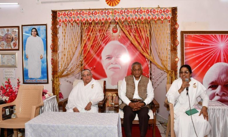 प्रजापति ब्रह्माकुमारी ईश्वरीय विश्वविद्यालय के अन्नकूट कार्यक्रम में उपस्थित रहे केंद्रीय राज्यमंत्री जनरल डॉ. वीके सिंह 1 111 40