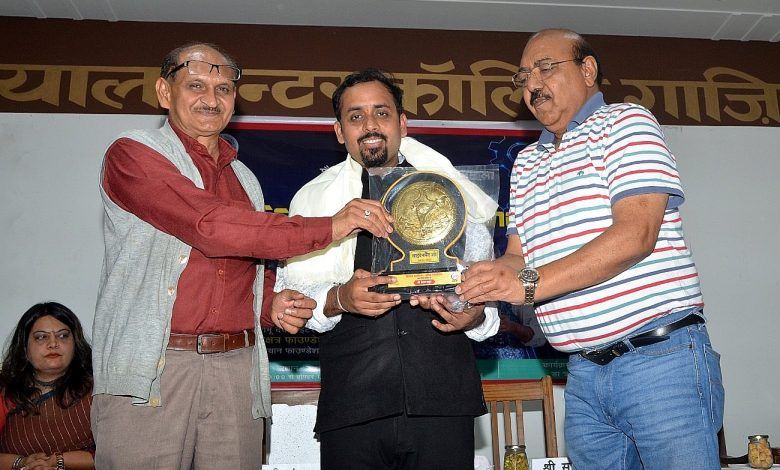 दिल्ली दिल वालों की नहीं मजबूत फेफड़ों वालों की है - पंकज प्रसून 1 111 47