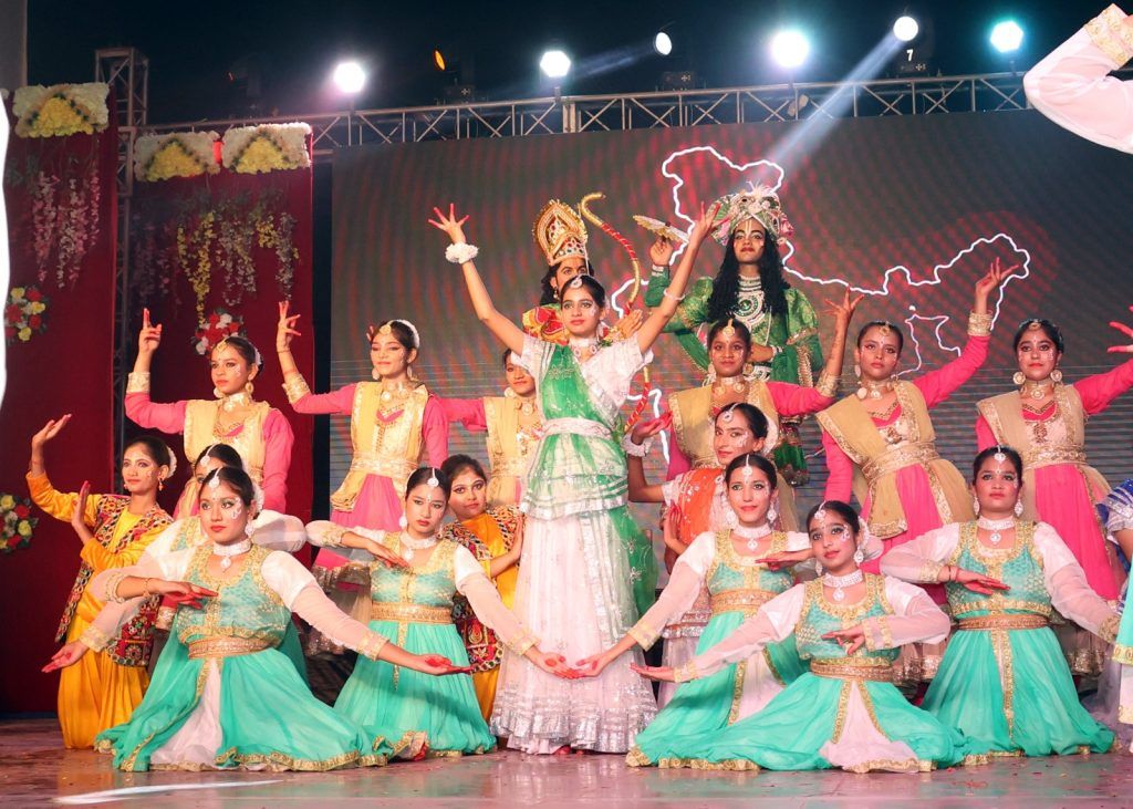 Army Public School, Meerut, Celebrates 'Atulya Bharat' – A Grand Annual Day in Tribute to India's Achievements and Rich Heritage 9 118