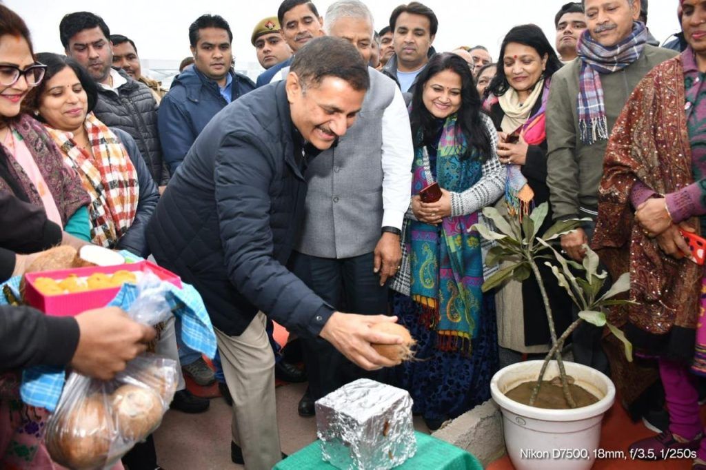जनरल डॉक्टर वी.के. सिंह के प्रयास से गाजियाबाद लोगों के संघर्ष को मिली सफलता, दिल्ली मेरठ एक्सप्रेस-वे पर मिला एंट्री-एग्जिट 2 112 9