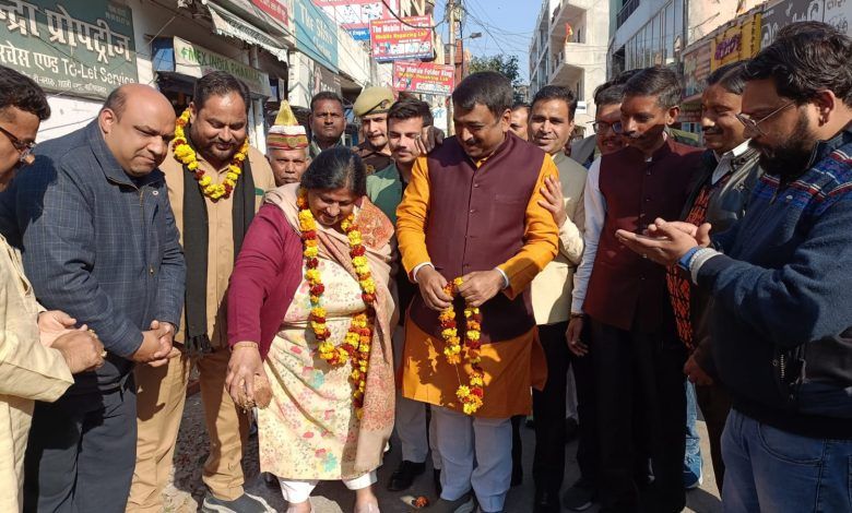 वार्ड 47 में 19 लाख की लागत से नाली निर्माण कार्य का शिलान्यास, महापौर ने जल निकासी को प्राथमिकता देने पर जोर दिया 11 111 17