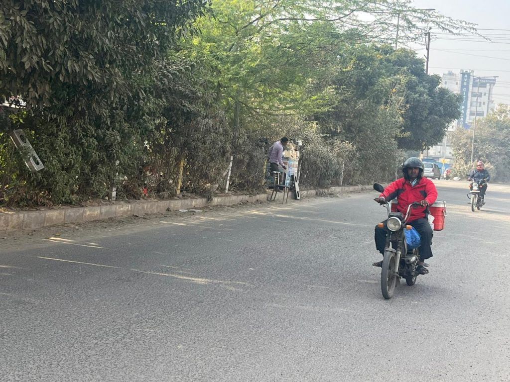 राजनगर एक्सटेंशन: एन्क्रोचमेंट, परेशान हैं निवासी 1 111 53