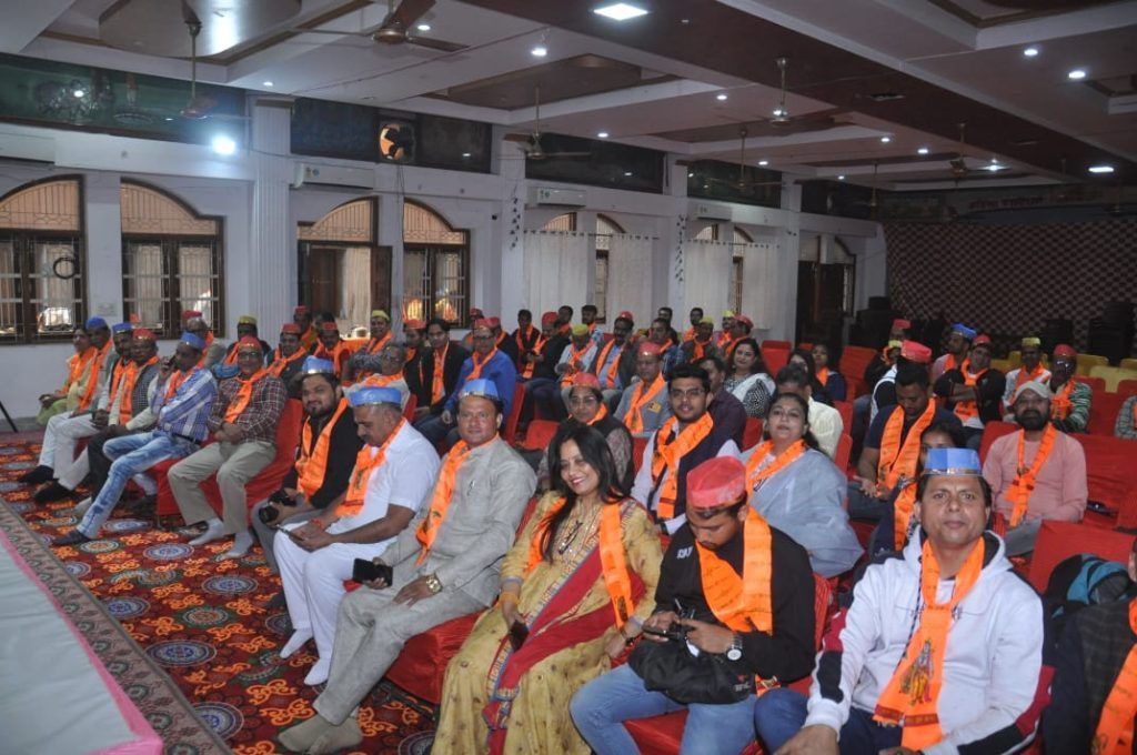 धूमधाम से मनाया गया पत्रकार एसोसिएशन होली मिलन समारोह 3 113 19