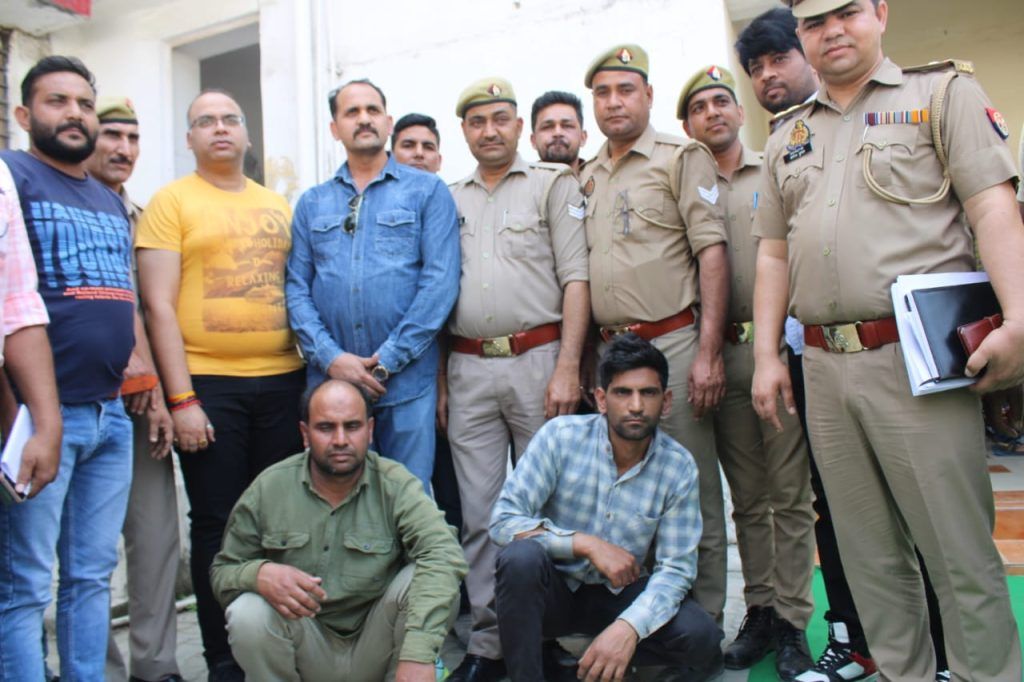 मेरठ में अवैध शस्त्र फैक्ट्री का भंडाफोड़, जिम इक्विपमेंट बनाने की आड़ में चल रही थी 3 113 50