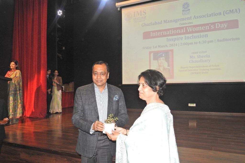 गाजियाबाद मैनेजमेंट एसोसिएशन ने आईएमएस गाजियाबाद यूसी कैंपस में मनाया अंतर्राष्ट्रीय महिला दिवस 3 113 6