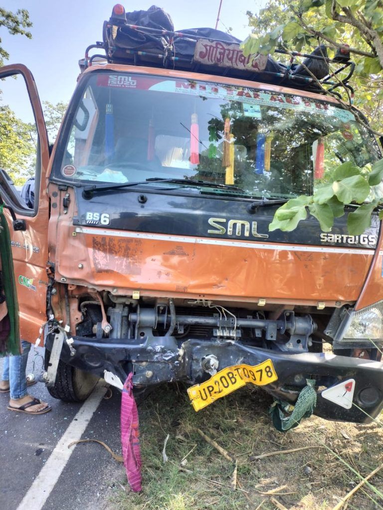 निवाड़ी में दर्दनाक हादसा: बाइक सवार मां-बेटे की मौत, अज्ञात वाहन चालक फरार 3 112 12
