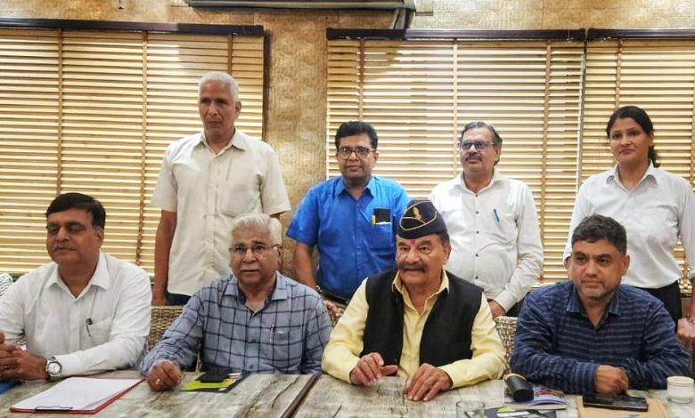 गाजियाबाद में जुलूसों पर पथराव और जूस की दुकानों पर उठे सवाल 1 111 73