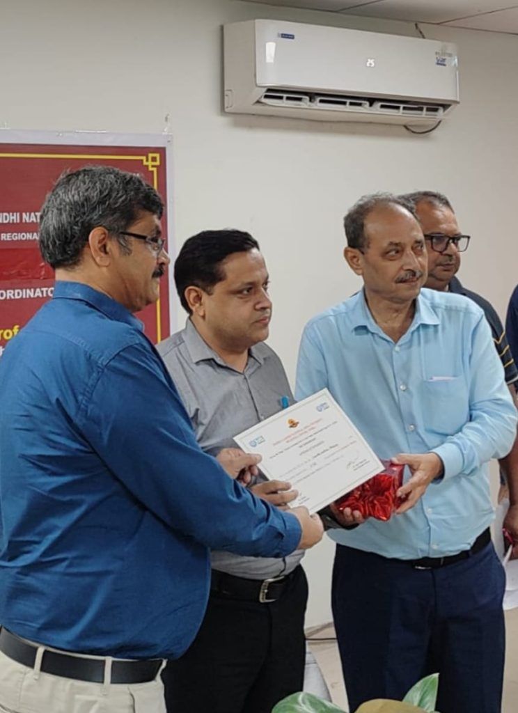 मेरठ कॉलेज का इग्नू अध्ययन केंद्र मिला कुलपति का प्रशंसा पत्र 4 112 10