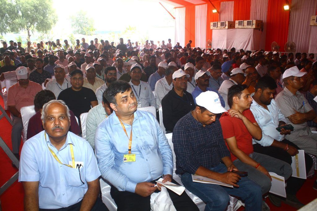 सड़क परिवहन और राजमार्ग मंत्रालय और भाराराप्रा द्वारा 'स्वच्छता ही सेवा अभियान 2024 की शुरूआत के रूप में राष्ट्रव्यापी वृक्षारोपण अभियान का आयोजन 6 116 5