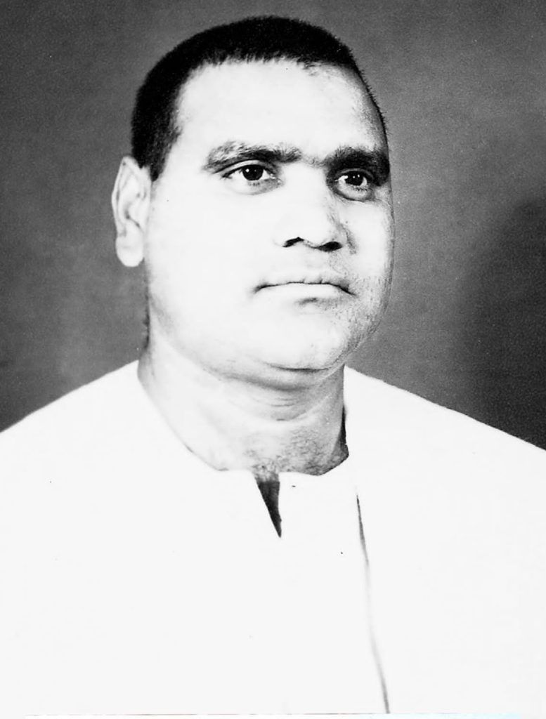अक्षरबोधि न होने पर भी पूर्व जन्मों की स्मृति के आधार पर ब्रह्मचारी कृष्णदत्त जी ने किया,भगवान राम के दिव्य जीवन का साक्षात् वर्णन 1 111 13