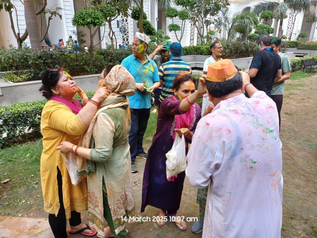 Grand Holi Celebrations by Devbhoomi Uttarakhand Samiti at Prateek Grand City 3 113 6