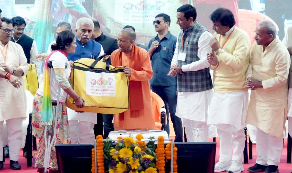 अक्टूबर-नवंबर तक शुरू होगा खेल विश्वविद्यालय: सीएम योगी 12 219