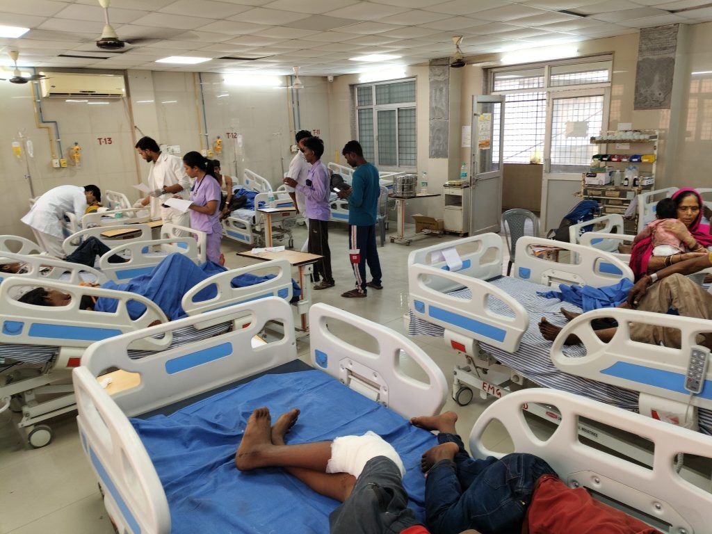 Tragic Road Accident in Bulandshahr Claims Five Lives, 27 Injured Referred to Medical College 7 117 1