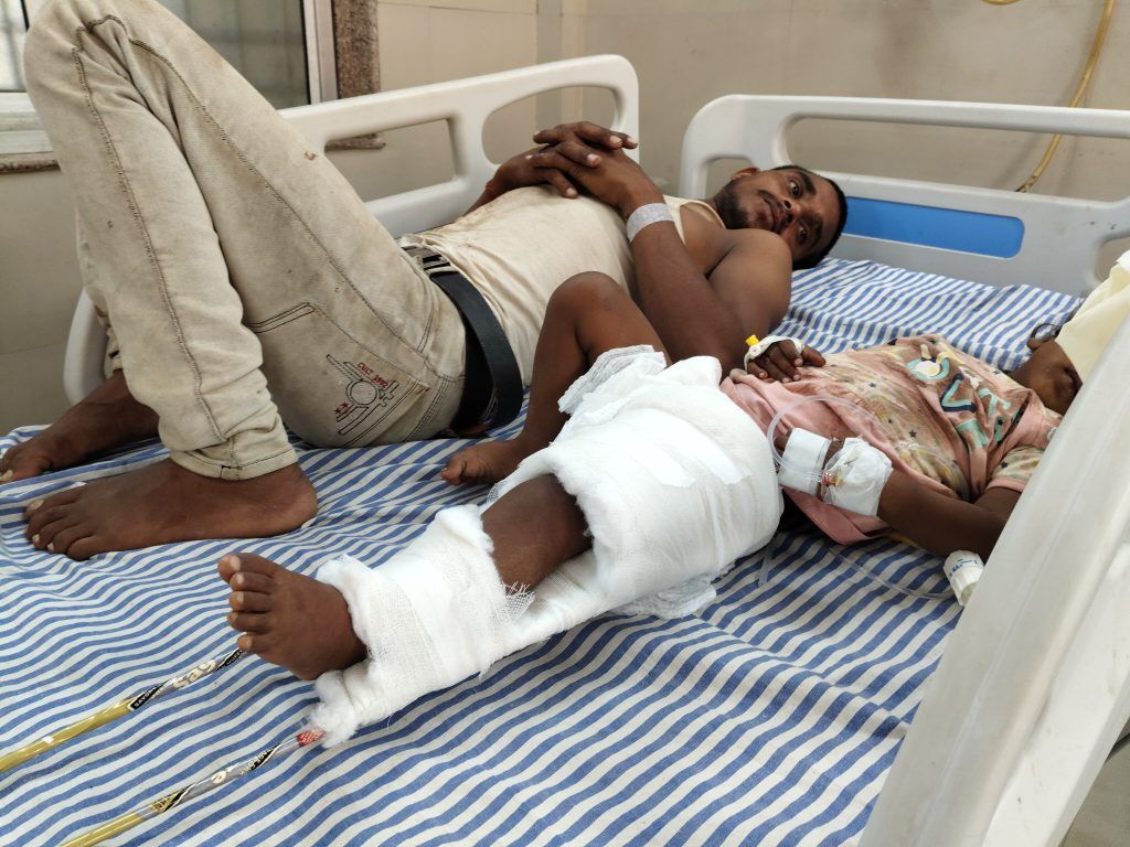 Tragic Road Accident in Bulandshahr Claims Five Lives, 27 Injured Referred to Medical College 9 119 1