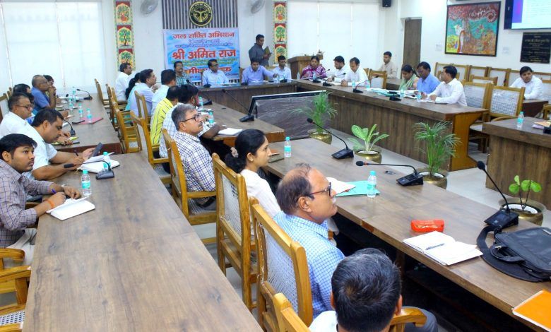 गाजियाबाद में 'कैच द रेन' अभियान को मिली नई गति, जल संरक्षण के लिए उठाए जाएंगे ठोस कदम 1 111 21