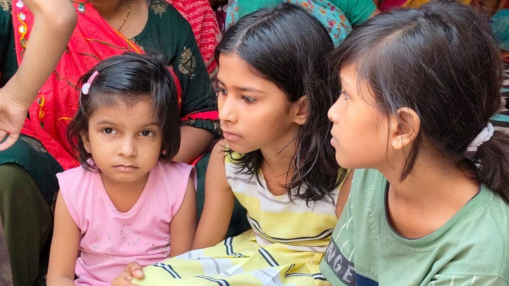 मेरठ: खेत की नपाई के विवाद में किसान की मौत, परिवार और किसानों में उबाल, राकेश टिकैत पहुंचे परिजनों से मिलने 2 111 24