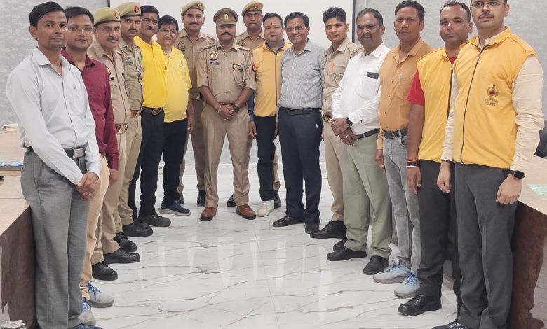 आपदा से निपटने के लिए नागरिक सुरक्षा गाजियाबाद के वार्डनों ने लखनऊ से प्राप्त किया विशेष प्रशिक्षण 1 111 50