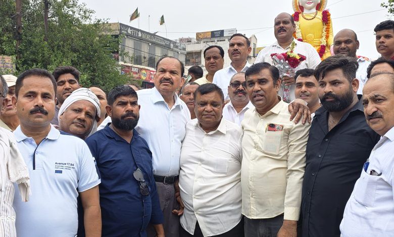 भगवान संत शिरोमणि सैन महाराज की मूर्ति का भव्य अनावरण, सैन समाज की एकता की मिसाल बनी विजयनगर 1 111 61