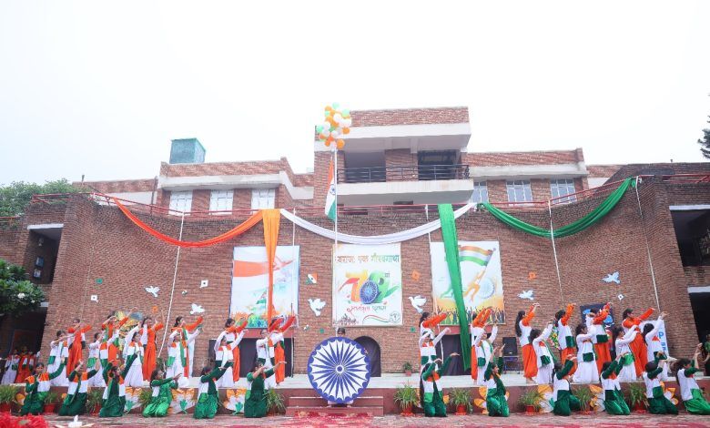 दिल्ली पब्लिक स्कूल, मेरठ रोड गाज़ियाबाद में हर्षोल्लास के साथ मनाया गया स्वतंत्रता दिवस 1 111 15