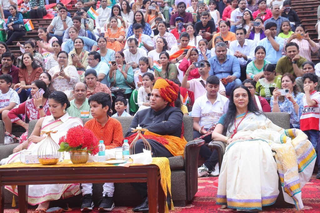 दिल्ली पब्लिक स्कूल, मेरठ रोड गाज़ियाबाद में हर्षोल्लास के साथ मनाया गया स्वतंत्रता दिवस 2 112 4