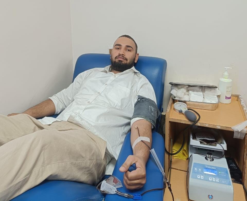 Ghaziabad Youth Save Lives Through WhatsApp Blood Donation Group ; Over 800 Volunteers Ready to Donate at a Moment’s Notice 1 111 12