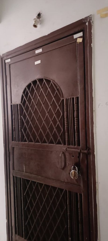 राजनगर एक्सटेंशन में मकान मालकिन की बेरहमी से हत्या, शव के टुकड़े कर सूटकेस में छिपाया 4 113 1