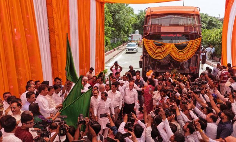 सार्वजनिक परिवहन से जुड़ा ग्रेटर नोएडा, एयरपोर्ट तक जाना हुआ आसान 1 511 9