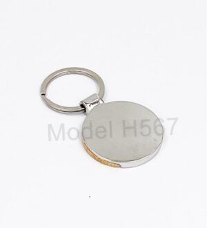 Round Shape Wooden Keychain
