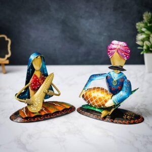 Couple Musician home decor – 150gms Almond