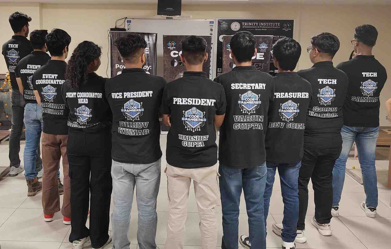 Students collaborating at CODE नक्षत्र hackathon