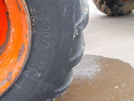 AUSA D1000APG - 13598