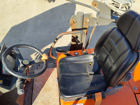 AUSA D601AHG - 18279