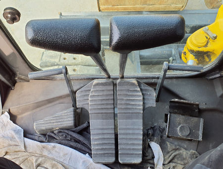 KOMATSU PC88MR-11 - 19537