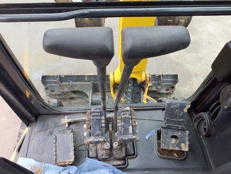 KOMATSU PC16R-3HS - 20045