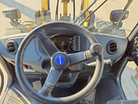 KOMATSU WA100M-8E0 - 20520