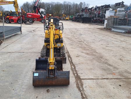 KOMATSU PC09-1 - 23155