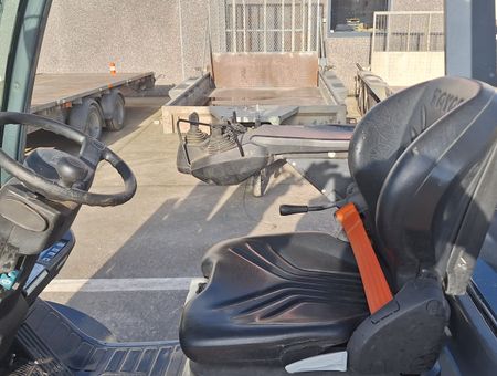 TOYOTA 52-8FDF25 PB - 23429