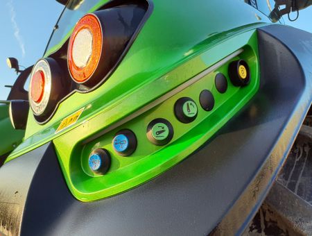 DEUTZ 6210 AGROTRON TTV - 25273