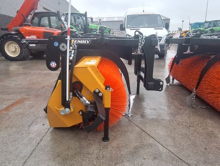 EMILY BALTOR 220-02 3pt - 32512