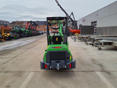 AVANT 528 TDL - 32660