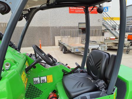 AVANT 528 TDL - 32660