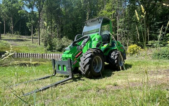 Un chargeur articulé Avant 855i vendu !