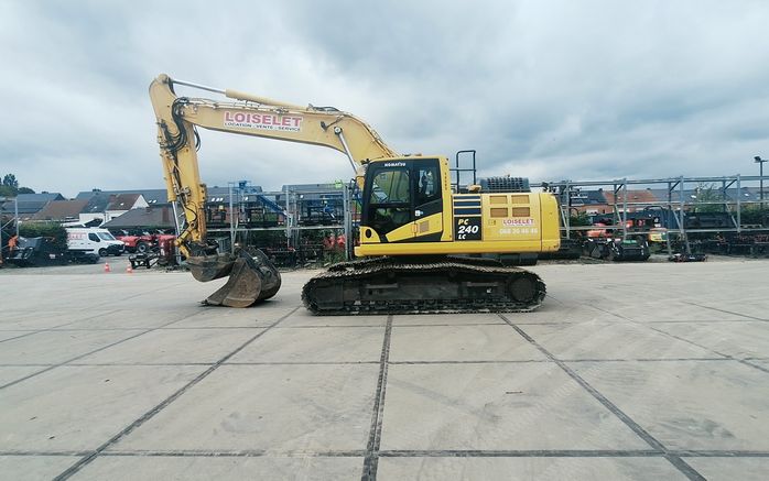KOMATSU PC240LC-11 - 14583