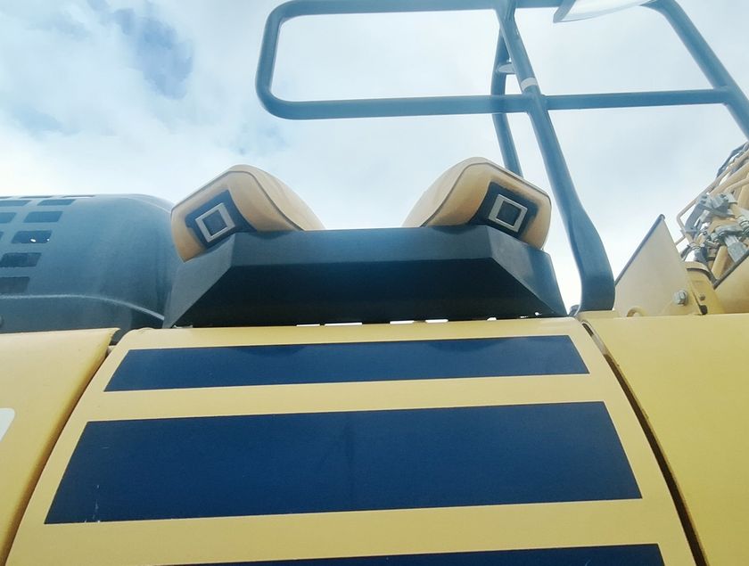 KOMATSU PC240LC-11 - 14583