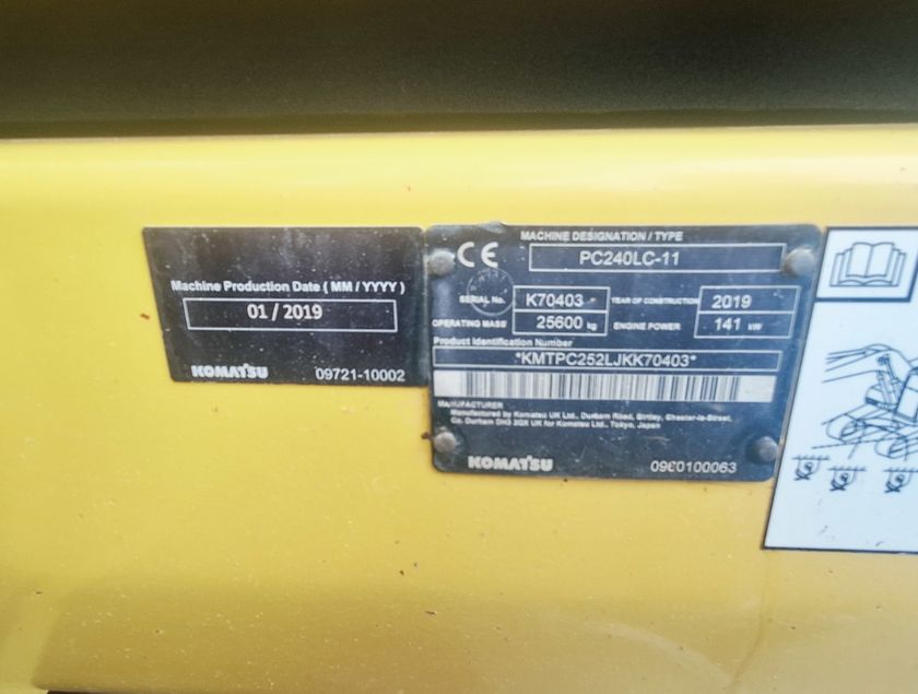 KOMATSU PC240LC-11 - 14583
