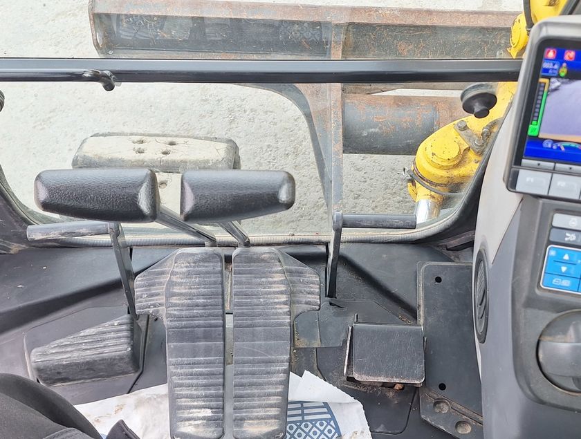 KOMATSU PC88MR-10 - 15280